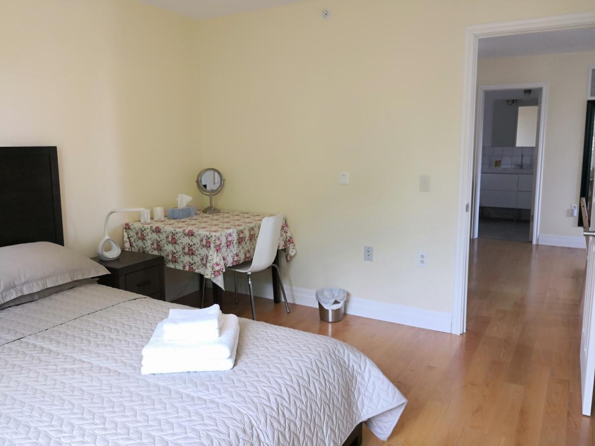 Dairy Homestay Торонто Экстерьер фото